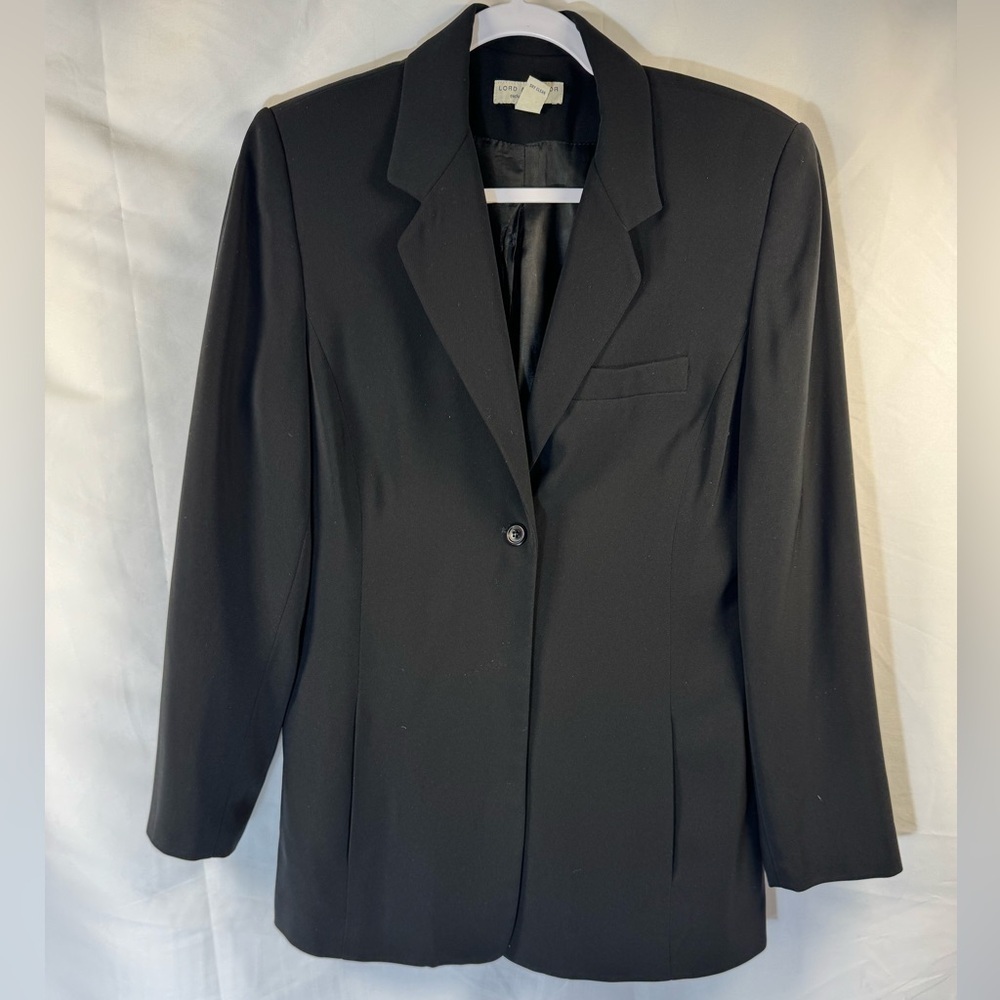 Lord & Taylor Black Blazer 6